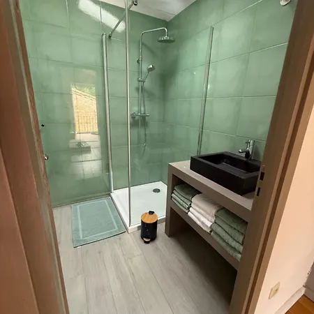 Magnifique Maison Climatisee En Pierre Holiday home *