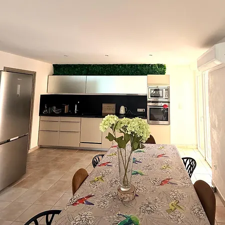 Charming House Ac Private Pool Narbonne & Beach 펜션 *
